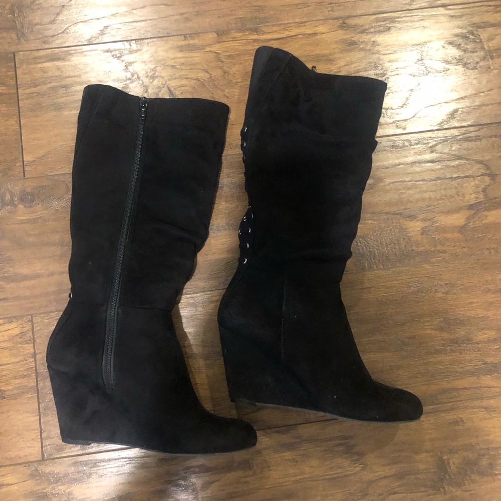CALL IT SPRING Black Suede Wedge heel